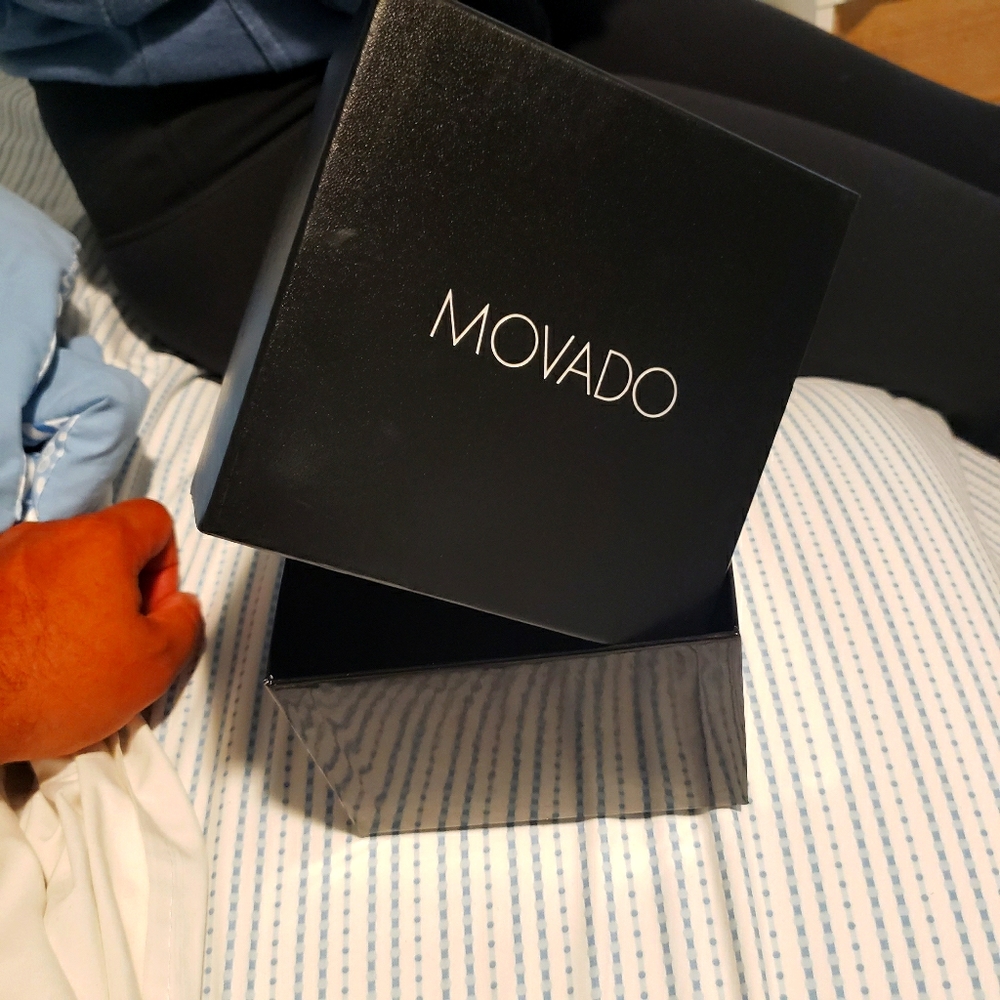 Movado box - Picture 2 of 4